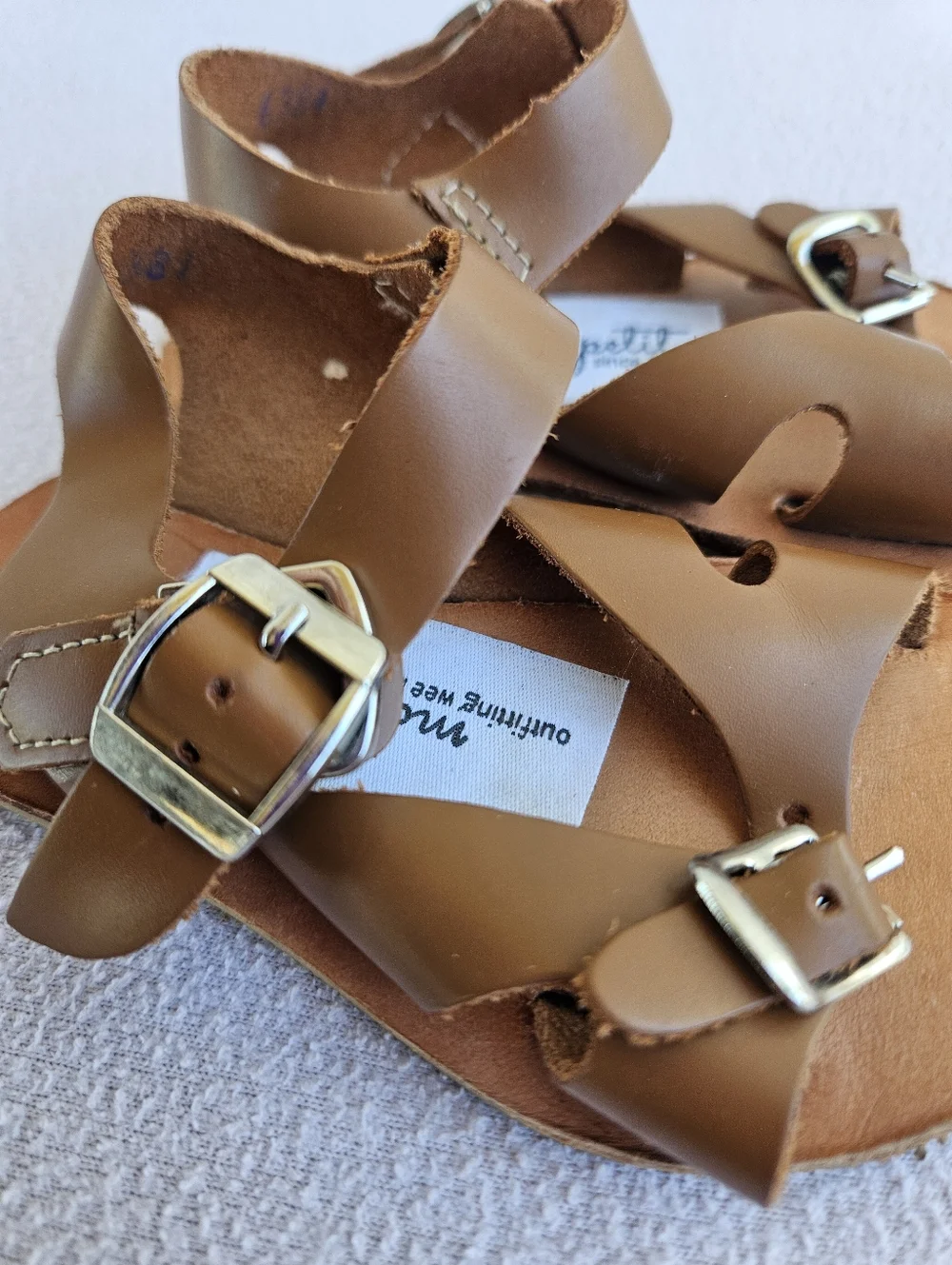 Mon Petit Cape Cod Brown Leather Strappy Sandals Baby Toddler SZ 5 Buckle Hook